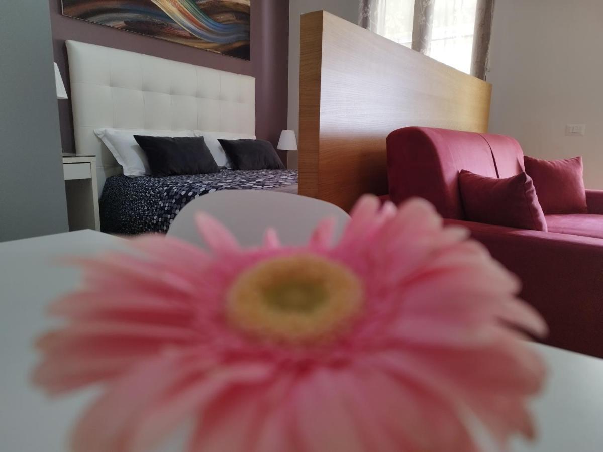 Appartement Casa Nicole à Castelbuono  Extérieur photo
